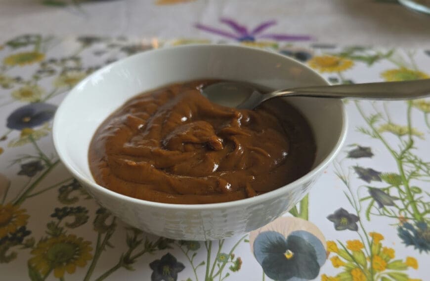 Krämig jordnötssås